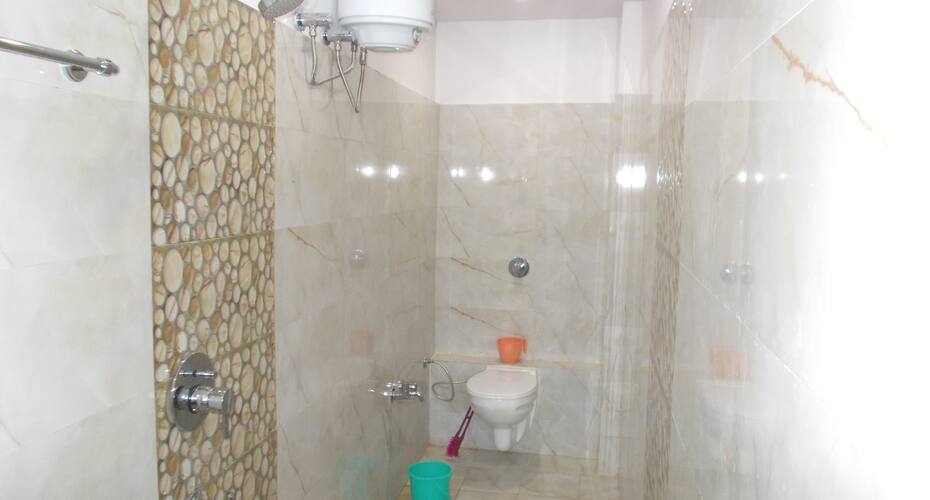 Hotel Adelphi Grande, Kushinagar 4